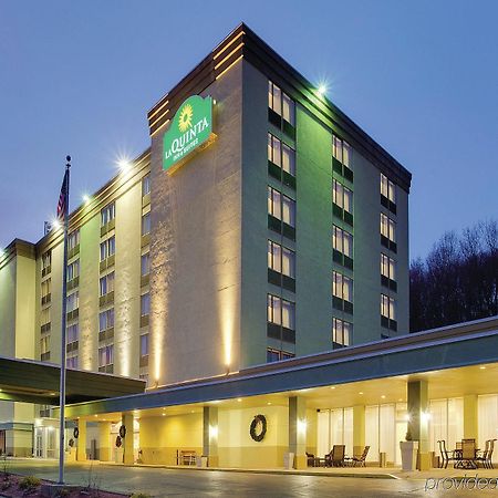 La Quinta Inn & Suites Pittsburgh North McCandless Township Esterno foto